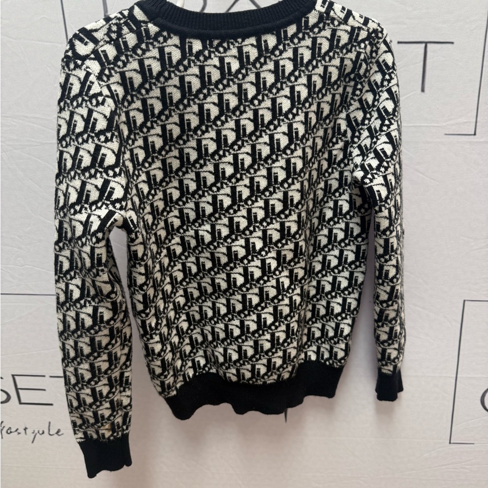 Little Girls Dior Patterned Cardigan with Red Heart ♥️ - Picture 3 of 4